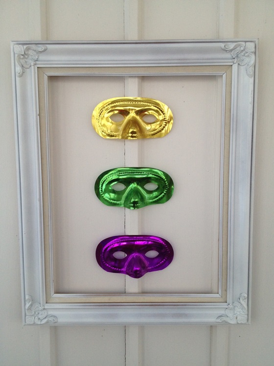Easy DIY mardi gras mask decor