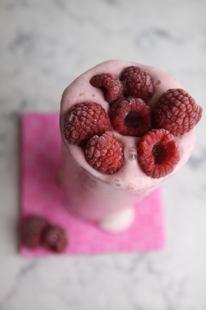 raspberry vanilla low carb smoothie recipe